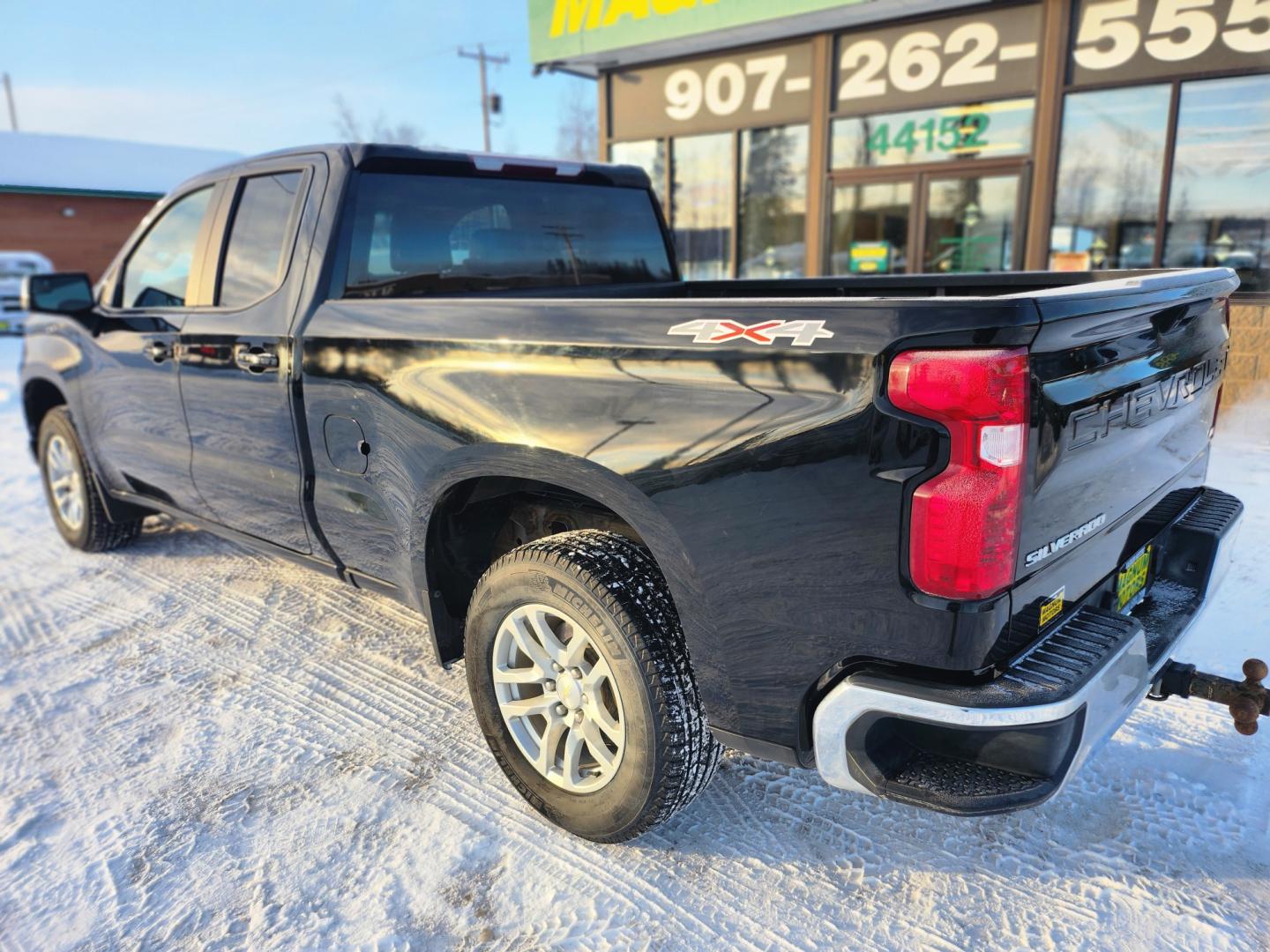 2020 Black /Black Chevrolet Silverado 1500 LT Double Cab 4WD (1GCRYDEDXLZ) with an 5.3L V8 OHV 16V engine, 6A transmission, located at 1960 Industrial Drive, Wasilla, 99654, (907) 274-2277, 61.573475, -149.400146 - Photo#4